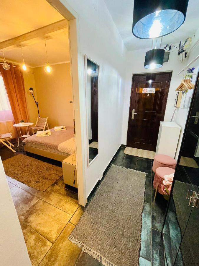 Private Place To Self Check In-nonstop- Netflix-wifi *
